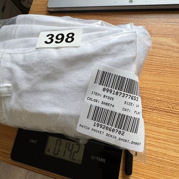 J.Crew Patch Pocket Denim Short Womens 14 White High Rise Stretch Zip Fly Button - Picture 8 of 8